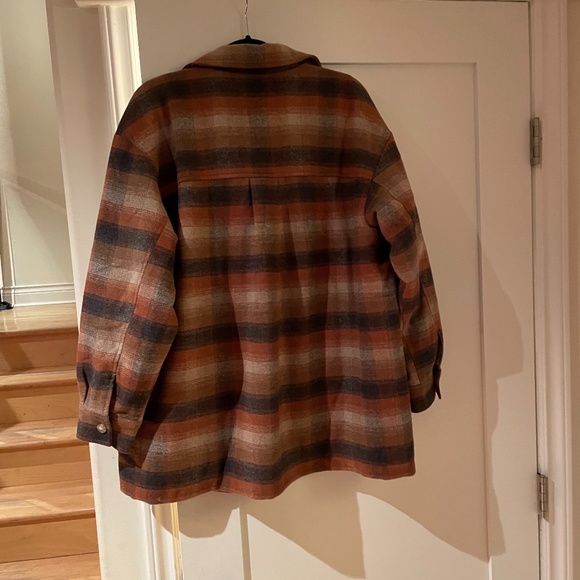 American Eagle Plaid Flannel Shirt Jacket / Shacket - fur lined - Sz M - Picture 2 of 9